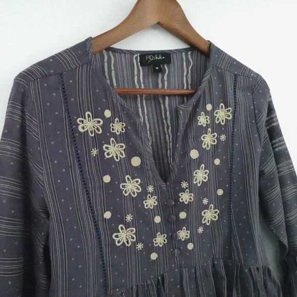 Women Top Medium Gray Lace Embroidered Babydoll Bell Sleeve Boho Chic Whimsigoth - Picture 4 of 16